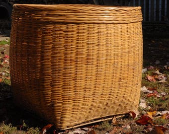 Huge basket - Large Basket - vintage Basket