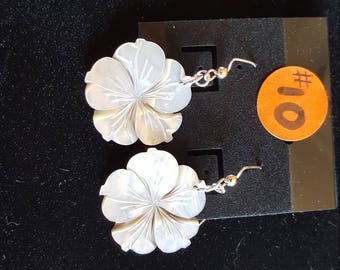 Shell Flower Earrings