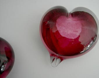 Pink Glass Heart Paperweight or Ornament.