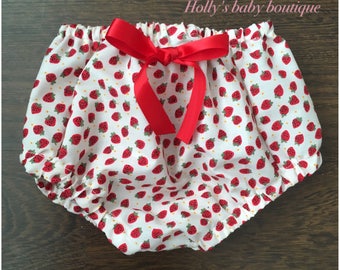 Girls strawberry bloomers knickers