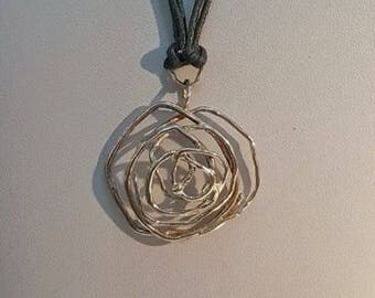 Collection Silver rose pendant