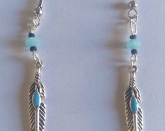 Earrings feathers with beads