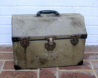 Antique Vintage Pet Carrier