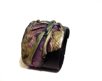 50% OFF SALE Leather cuff bracelet. Bright leather bracelet. Leather jewelry