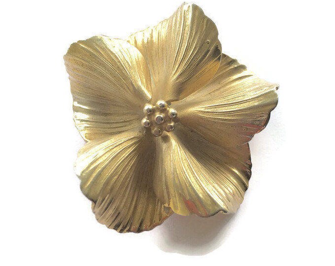 Ruffled Petal Floral Brooch Gold Tone Signed Giovanni Vintage