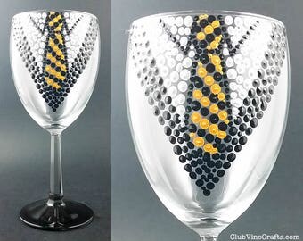 Ready to ship: Pre-Painted Hufflepuff Striped Tie and Robes Medium Wine Glass