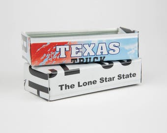 Texas license plate box - father's day gift - gift for mom's dad's and grad's - Texas gifts - graduation gift - graduation gift box