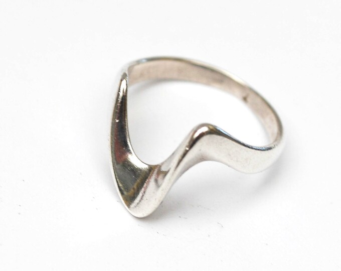 Sterling Wave Ring - Silver Abstract Modern - size 7