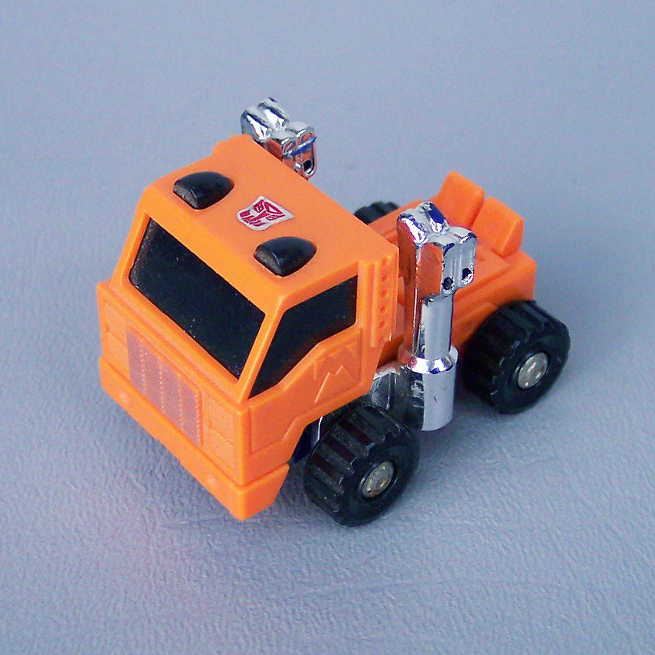 transformers g1 huffer toy