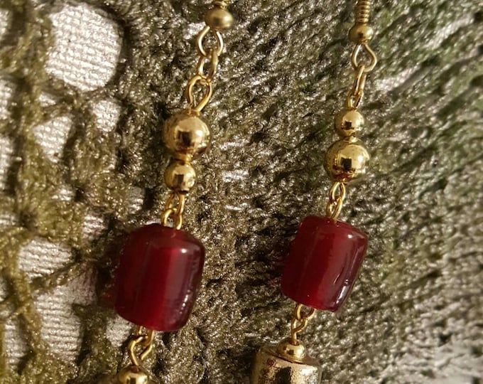 Red Glass Bead Goldplated Goldtone Earrings 1.5 Inch Drop Elegant Boho