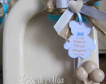 Cornici in ceramica con applicazioni miniature bimbi bianche e beige