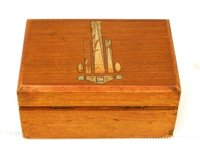 Small Antique Arts and Crafts French Wooden Money Box with Slot on the Side of the Lid , Art Nouveau, French Country Decor, Money Bank Small Antique Arts and Crafts French Wooden Money Box with Slot on the Side of the Lid , Art Nouveau, French Country Decor, Money Bank