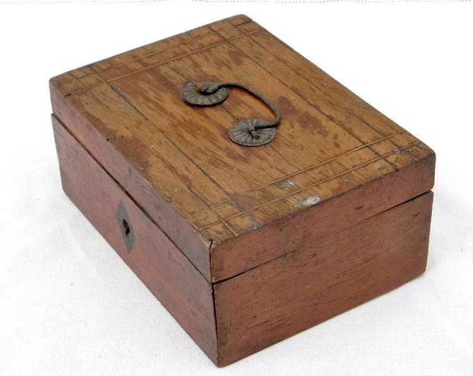 Antique French Oak Box with Metal Handle on the lid, French Country Decor Money Bank, Jewellery / Jewelry / Trinket Box Made of Wood Antique French Oak Box with Metal Handle on the lid, French Country Decor Money Bank, Jewellery / Jewelry / Trinket Box Made of Wood