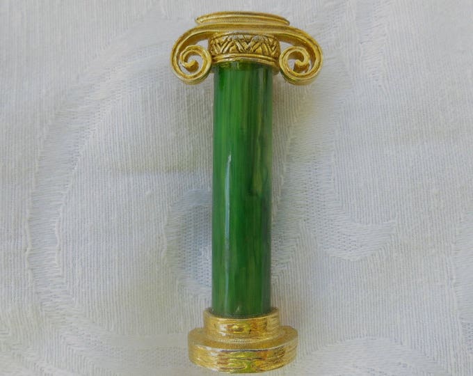 Vintage Bakelite Fur Clip, Corinthian Column Dress Clip, Architectural Pin, Greek Column Brooch