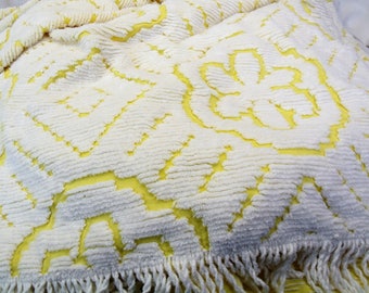 Vintage Chenille Bedspread Queen full yellow white with fringe geometric flowers