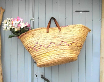 Large woven straw basket, French market basket, leather handles, grass tote bag, ethnic basket, African straw basket, straw tote bag.