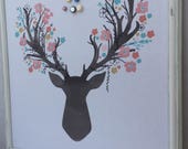 Magnifique babillard aimanté recouvert de tissu "cerf aux bois en fleurs" organisation mémo photo décor mural chambre enfant atelier artiste