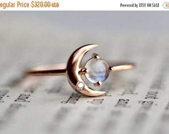 ON SALE 14K Moonstone Star And Moon Ring, Diamond, Night Sky, Astrology Jewelry, Moonstone Ring, June Birthstone, Moon Ring, Crescent Moon