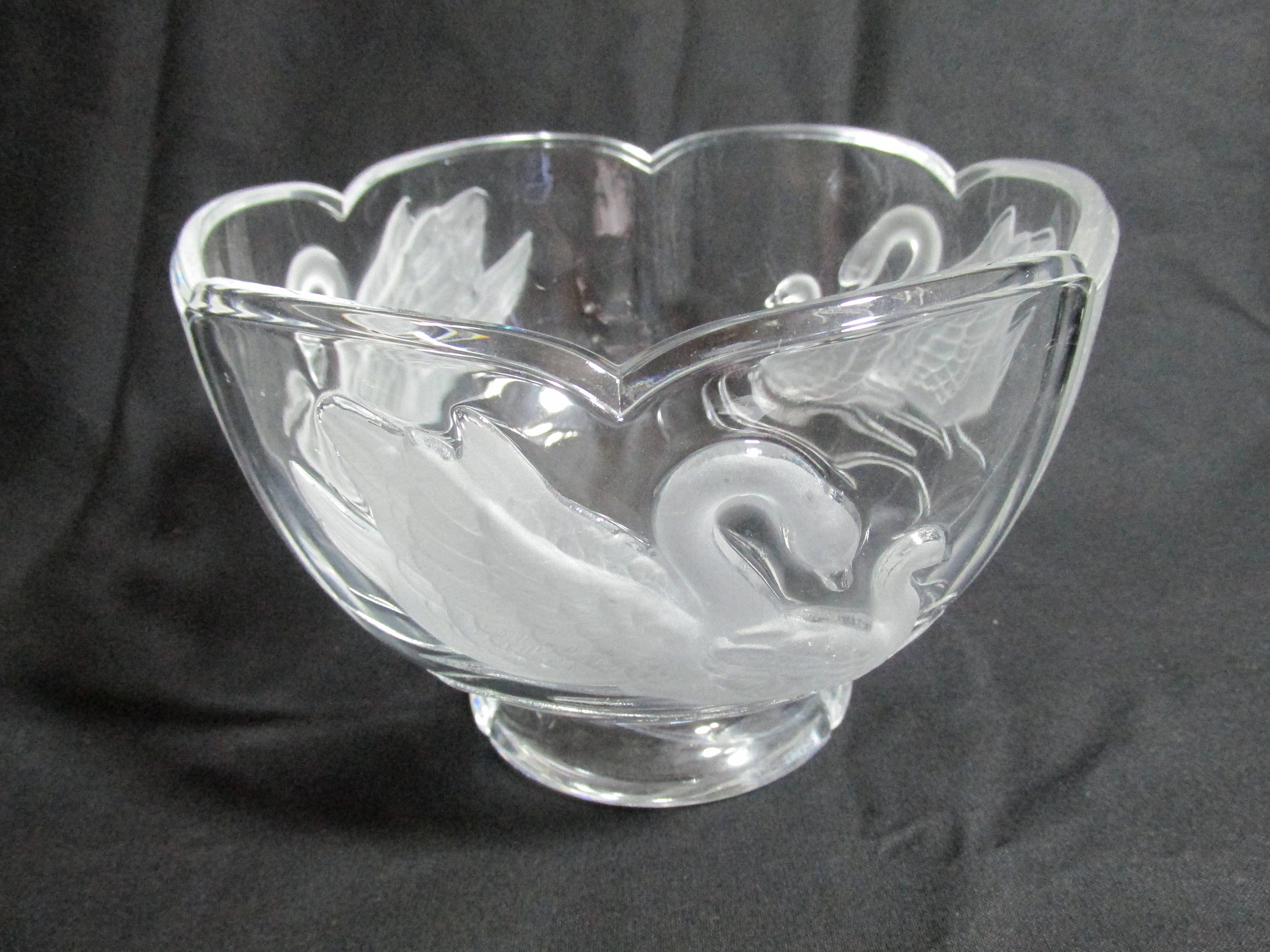 French lead crystal frosted swans candy dish bowl