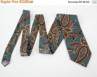 ON SALE 30% Christian DIOR Silk Tie with cachemire designs. Christian Dior Paris. 100 Percent Silk. French Vintage