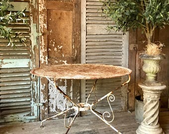 Lovely, rustic, vintage French bistro / cafe / garden table