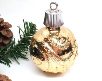 Avon christmas ornament kangaroo