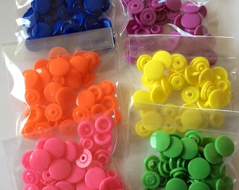 6 * 10 12 mm (T5) KAM snaps, or 240 pieces, 6 bright colors