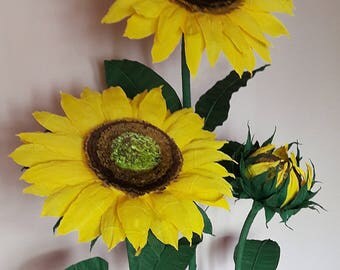 Alice in Wonderland , Wedding photo prop Self standing Sunflowers, Giant paper sunflowers, Party garden decor, free standing sunflowers