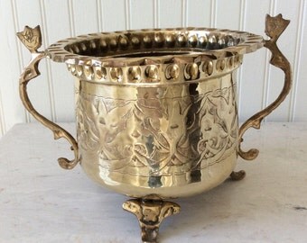SALE..Vintage Brass, Hammered, Etched, Footed Planter/Pot with Handles, Ornate Elephant Feet, Hollywood Regency, French Country, Mid Century