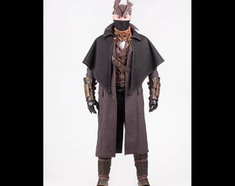 Hunter cosplay costume garb from Bloodborne video game, Attire outfit, Halloween costume