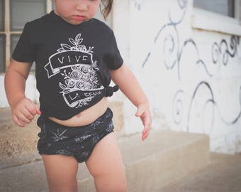 VIVE LA FEMME little feminist kids shirt, girl power feminist toddler shirt, feminist baby gift, hand lettered toddler shirt