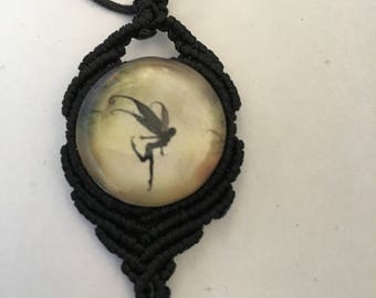 Pendant necklace little fairy on Moon-Cabochon Macrame