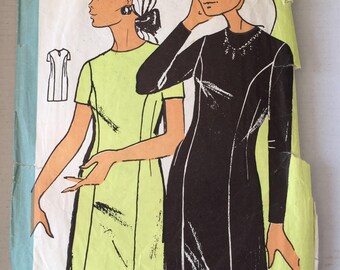 Fabulous 60's french vintage sewing pattern : Woman dress princess line short and long sleeves size 18 taille 48 "Patrons modeles 94502"
