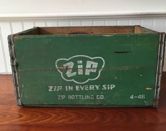 Vintage Beverage Crate - Vintage Wooden Crate - Wood Zip Beverage Crate - Green Wooden Crate - Great Advertising - Vintage Advertising