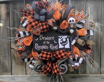 Halloween wreath, Jack skellington wreath, nightmare before Christmas wreath, orange and black Halloween wreath, Halloween door hanger