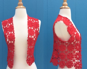 1970s crochet vest/hippie/boho/bohemian/red/size small/size medium