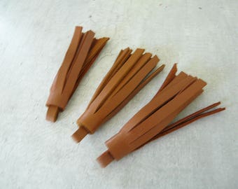 3 tassels fringes cognac brown leather 5 cm