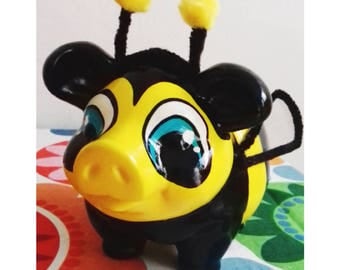 Bumblebee Piggy Bank, Bumblebee, Piggy Bank for kids, Personalized Piggy Bank, Kids Piggy Bank, Personalized, Piggy Bank, Collectionist