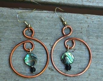 Handmade earrings with recycled copper and abalone