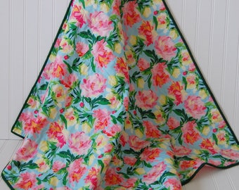 Floral Baby Quilt, Pink flowers, baby shower gift