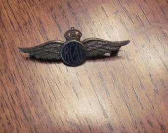 WORLD WAR TWO Royal Canadian Air Force Sweet Heart Pin