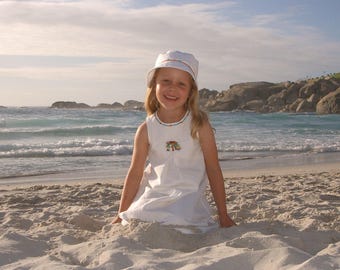 Leinenkleid Mädchenkleid Weiss Sommer Perlen Hochzeit Kommunion Gartenparty Kinderkleid zeitlos