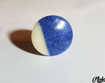 Blue and white clay ring polymer
