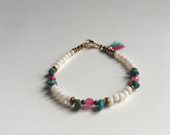 Bracelet semi-precious stones.