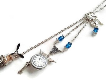 Collier steampunk de l'horloge du temps qui vole