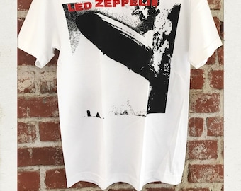 Camiseta Led Zeppelin - Est 1968 - Oficina Rock | Frete Grátis