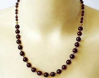 Collier Pierres de Grenat rouge, / Métal doré et Plaqué Or 14 kt Gold filled / Red Garnet gemstone, gold plated and gold filled necklace