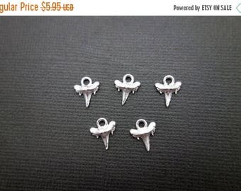 15% off Xmas in July 5 Shark Tooth TINY Charms Pendant Solid Sterling Silver Charm .925 You will get 5 charms - S14B5-05