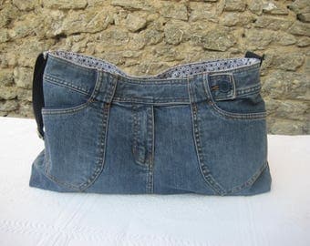 Shoulder bag denim vrecycle made from a skirt