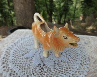 Vintage Cow Creamer | Farmhouse Kitchen | Barnyard Animal | Country Creamer